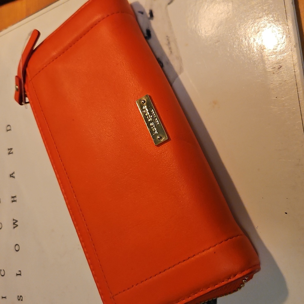 Kate Spade / Wallet - Picture 2 of 5